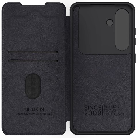 Etui Nillkin Qin Pro na Samsung Galaxy S25+ z klapką i osłoną aparatu - czarne Etui Nillkin Qin Pro na Samsung Galaxy S25+ z klapką i osłoną aparatu - czarne