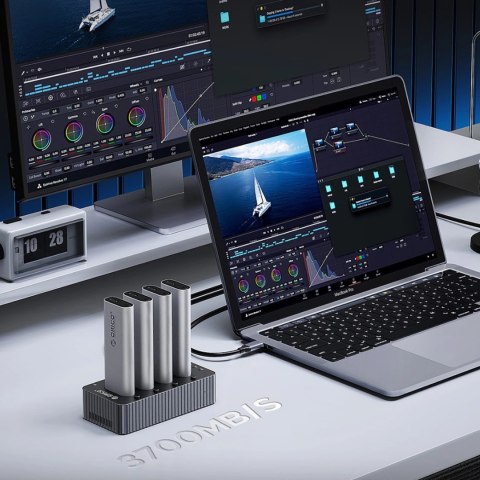 Stacja dokująca Orico IT48N-C na 4 dyski z funkcją klonowania M.2 NVME - szara Stacja dokująca Orico IT48N-C na 4 dyski z funkcją klonowania M.2 NVME - szara