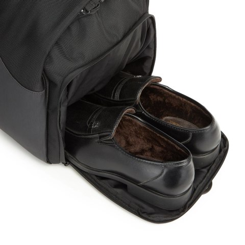 Torba podróżna Wozinsky Premium na garnitur z kieszenią na mokre rzeczy (50 l) - czarna Torba podróżna Wozinsky Premium na garnitur z kieszenią na mokre rzeczy (50 l) - czarna