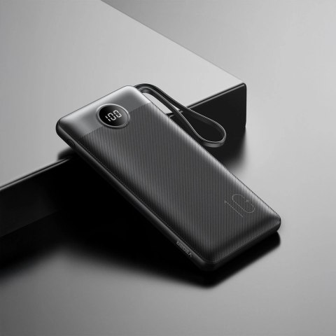 Powerbank Veger C10 (W1116) 10000mAh z wbudowanymi kablami Micro USB / USB-C / Lightning - czarny Powerbank Veger C10 (W1116) 10000mAh z wbudowanymi kablami Micro USB / USB-C / Lightning - czarny