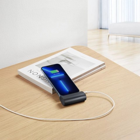 Powerbank Veger W0556P 5000mAh 20W 3A PD QC3.0 Lightning - czarny Powerbank Veger W0556P 5000mAh 20W 3A PD QC3.0 Lightning - czarny