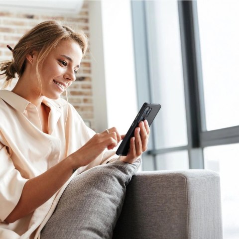 Etui Spigen Core Armor Mag na Samsung Galaxy S25 Ultra - czarne