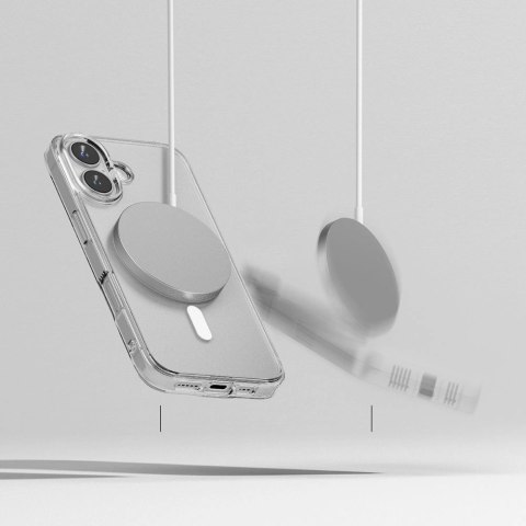 Etui Ringke Fusion MagSafe na iPhone 16 - przezroczysty mat