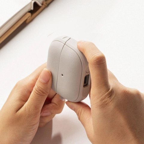 Etui Ringke Onyx MagSafe na Samsung Galaxy Buds 3 / 3 Pro - szary Etui Ringke Onyx MagSafe na Samsung Galaxy Buds 3 / 3 Pro - szary