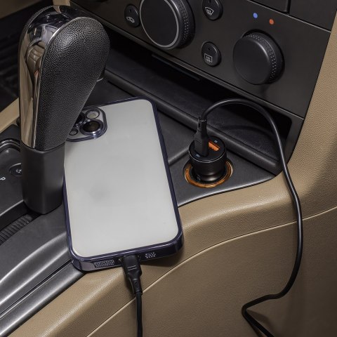 Forever ładowarka samochodowa PD QC CC-06 1x USB-C 1x USB 20W czarna + kabel USB-C - Lightning 27W Forever ładowarka samochodowa PD QC CC-06 1x USB-C 1x USB 20W czarna + kabel USB-C - Lightning 27W