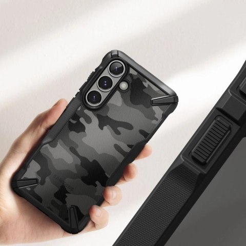 Etui Ringke Fusion X na Samsung Galaxy S25 - czarny camo