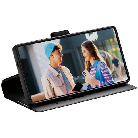 Etui CARE by PanzerGlass Feature Wallet Kickstand na Samsung Galaxy S25 Ultra - czarne Etui CARE by PanzerGlass Feature Wallet Kickstand na Samsung Galaxy S25 Ultra - czarne