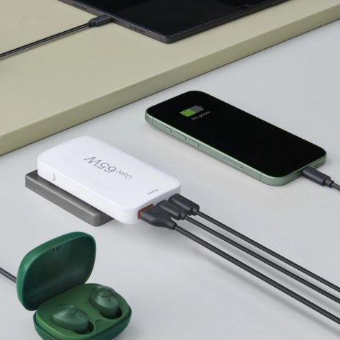 Ładowarka Hama GaN 65W 2x USB-C 1x USB-A składana - biała Ładowarka Hama GaN 65W 2x USB-C 1x USB-A składana - biała