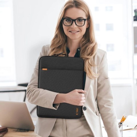 Pokrowiec Tech-Protect Defender na laptopa 15-16" - czarny Pokrowiec Tech-Protect Defender na laptopa 15-16" - czarny