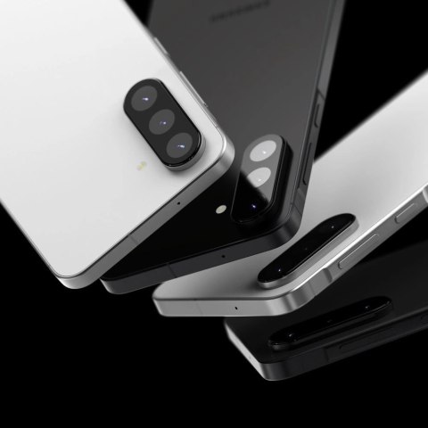 Osłona aparatu Ringke Camera Full Cover 2-pack na Samsung Galaxy A56 5G - czarna
