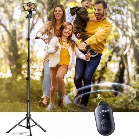 Selfie stick Ugreen LP680 ze stojakiem i pilotem Bluetooth 1.8m - czarny Selfie stick Ugreen LP680 ze stojakiem i pilotem Bluetooth 1.8m - czarny