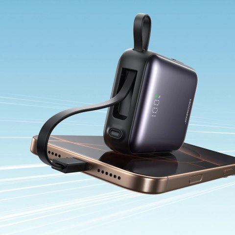 Powerbank Joyroom JR-PBF27 10000mAh 22.5W z wbudowanymi kablami USB-C i Lightning - czarny