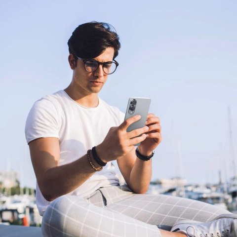 Osłona aparatu Spigen Optik Pro GLAS.TR "Ez Fit" 2-pack na Samsung Galaxy S25 Edge - czarna