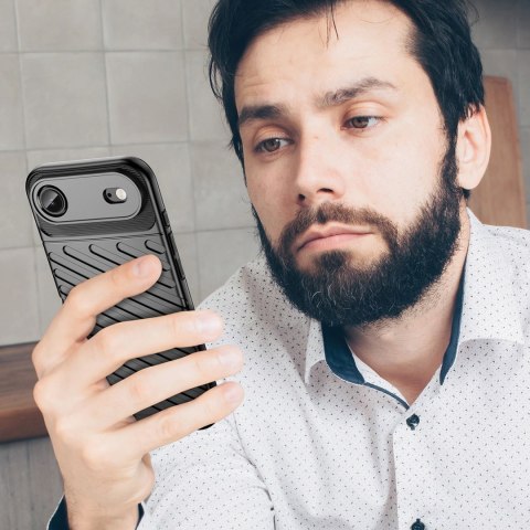 Etui Thunder Case na iPhone 17 Air - czarne