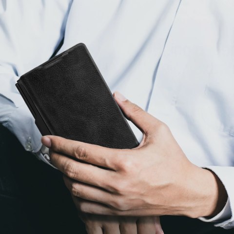 Etui Nillkin Qin Pro na Samsung Galaxy Z Fold 7 z miejscem na S Pen - czarne