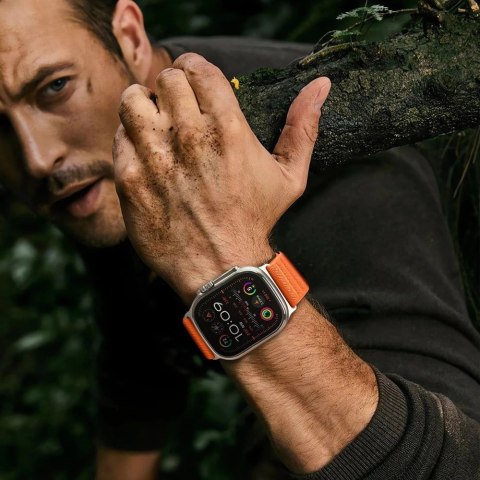 Pasek Tech-Protect Nylon na Apple Watch 44 / 45 / 46 / 49 mm - pomarańczowy