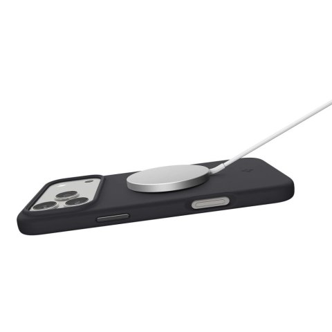 Etui Spigen Silicone Fit MagSafe na iPhone 17 Pro Max - czarne