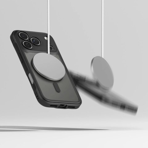 Etui Ringke Fusion Bold Magnetic MagSafe na iPhone 17 Pro - czarny mat