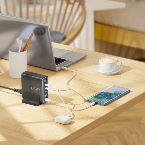 TECH-PROTECT DC140W-GAN 5-PORT DESKTOP CHARGER PD 140W / QC3.0 BLACK
