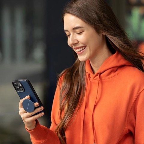 Etui UNIQ Novo na iPhone 14 Plus / 15 Plus - czarne