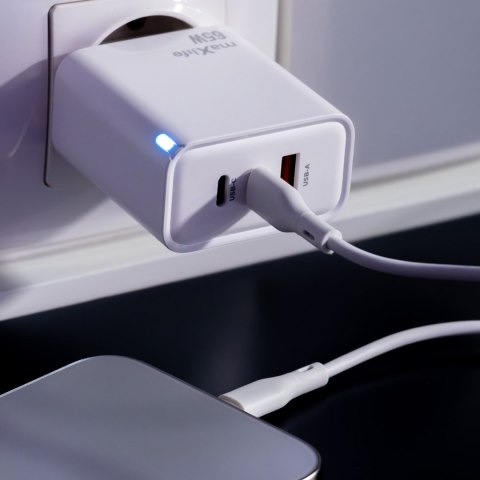 Maxlife ładowarka sieciowa GaN PD QC MXTC-09-65ACC 2x USB-C 1x USB 65W biała