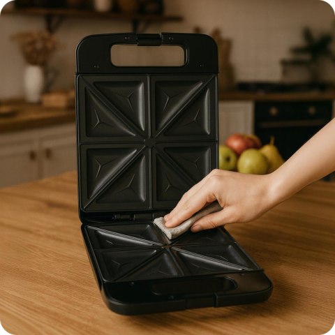 Huslog opiekacz na 4 kanapki sandwich 1800W