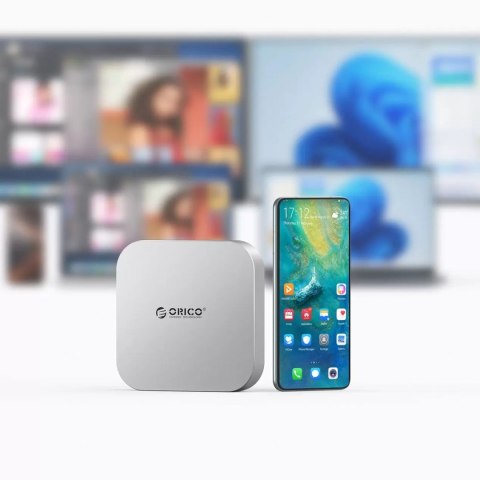 Stacja dokująca Orico MiniLink 9w1 z kieszenią na dysk twardy - srebrna