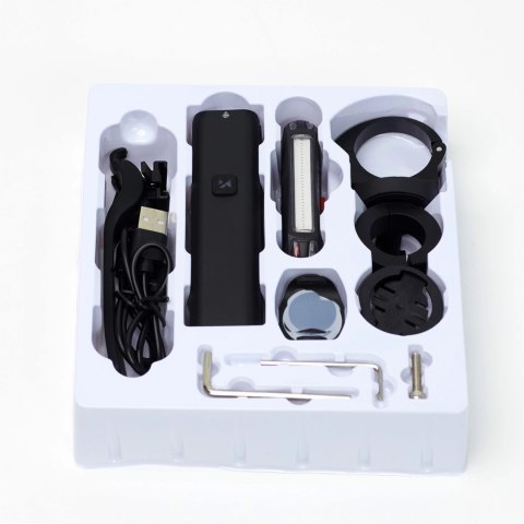 Zestaw lampek rowerowych Wozinsky WSBLB3 przednia (1000 lm) USB-C i tylna USB micro - czarny