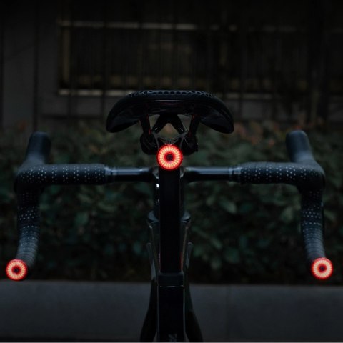 Lampki tylne Wozinsky WIS-01 wodoodporne inteligentne światła tylne 2 szt - czarne