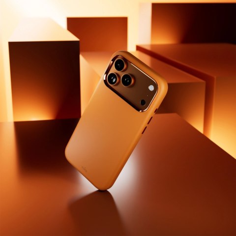 Etui silikonowe Pure Icon Mag Pro Liquid Silicone na iPhone 17 Pro kompatybilne z MagSafe, z ochroną aparatu i aluminiowymi przy