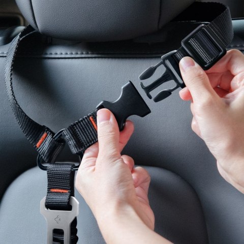 SPIGEN PS100 UNIVERSAL CAR SEAT BELT HOLDER FOR PETS BLACK