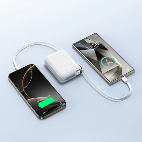 Powerbank Joyroom JR-PBF27 Pro 10000mAh 30W z wbudowanym kablem USB-C i dodatkowym dwukierunkowym kablem USB-C - Lightning - bia