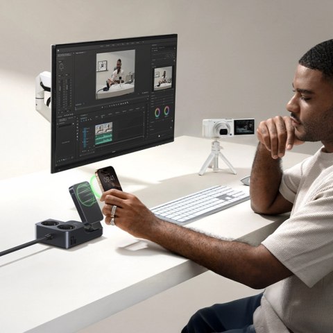 Stacja ładująca Baseus NOMOS ND11 67W 6w1 bezprzewodowa z dwoma gniazdami AC - czarna