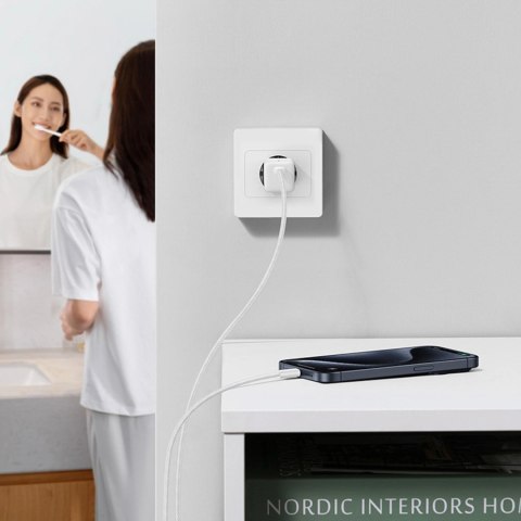 Ładowarka sieciowa Baseus GaN5 USB-C 30W z kablem Baseus Dynamic 3 USB-C 100W 1m - biała