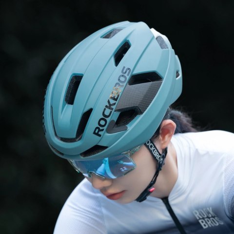 Kask rowerowy Rockbros LK-15 z włókna węglowego 58-62 cm - jasnoniebieski