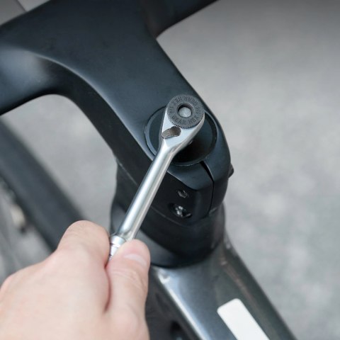 Zestaw narzędzi rowerowych Rockbros multitool z kluczem grzechotkowym i łyżkami do opon - czarny