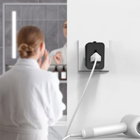 TECH-PROTECT TA300 TRAVEL ADAPTER EU / UK / US / AU BLACK