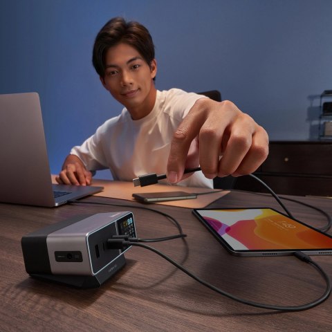 Stacja ładująca Cuktech TA3005U 300W 5w1 z wyświetlaczem cyfrowym - srebrna