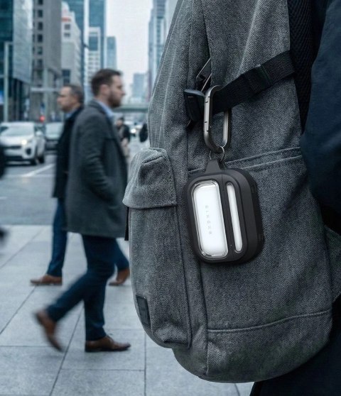 Etui Ringke UX Magnetic na AirPods Pro 3 - czarno-przezroczyste