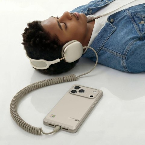 Etui Spigen Classic LS MagSafe na iPhone 17 Pro - beżowe
