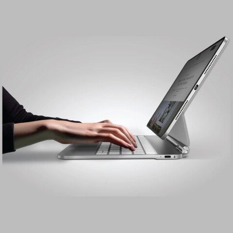 Etui UNIQ Venno Pro Magnetic Smart z klawiaturą na iPad Air 10.9" (2020/2022) / Pro 11" (2021/2022) / Air 11" (2024/2025/2026) -