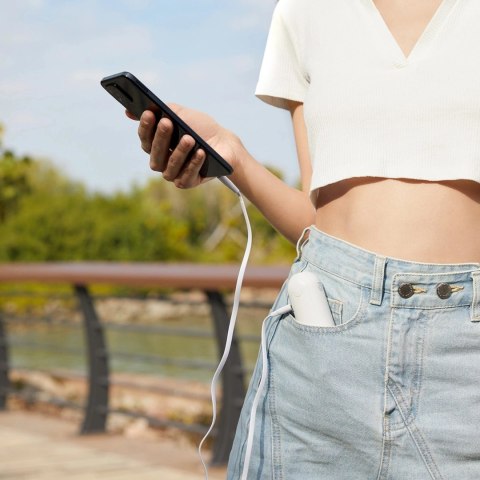 Mini wentylator Jisulife Handheld Fan Life8 Plus przenośny wiatraczek USB z funkcją powerbanka 4500mAh i latarką - biały