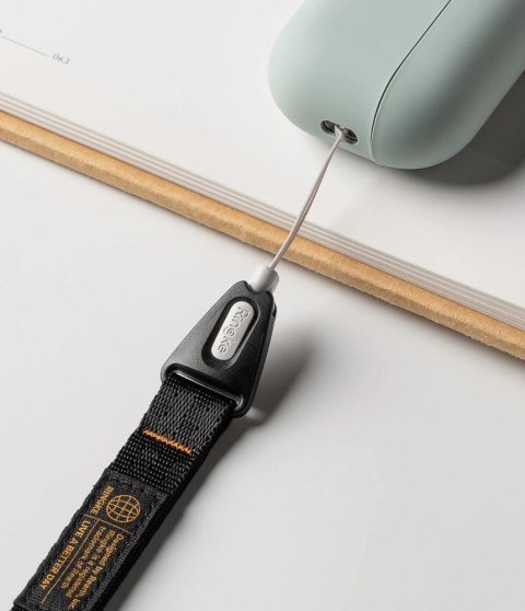 Smycz Ringke Lanyard Strap Crossbody na telefon - czarna