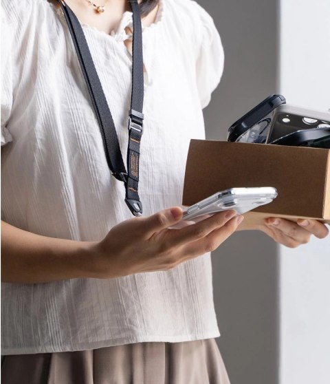 Smycz Ringke Lanyard Strap Crossbody na telefon - czarna