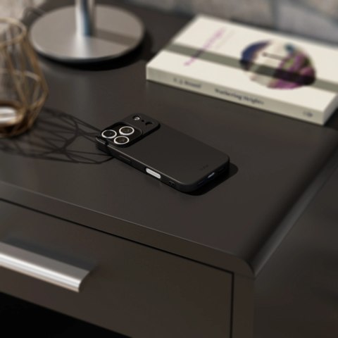 Etui SBS Instinct na iPhone 17 Pro - czarne