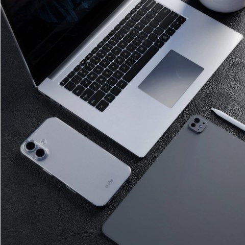 Etui SBS Skinny Cover na iPhone 17 - przezroczyste