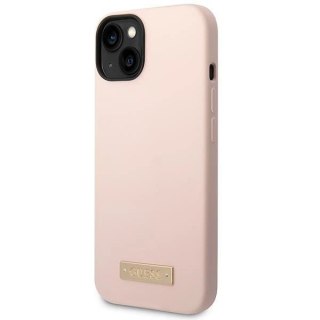 Etui Guess Silicone Logo Plate MagSafe na iPhone 14 Plus - różowe