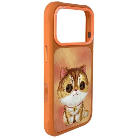 Etui Nimmy Big Eyed Pet 2.0 Cat na iPhone 17 Pro - pomarańczowe