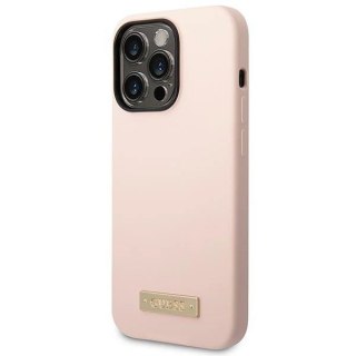 Etui Guess Silicone Logo Plate MagSafe na iPhone 14 Pro - różowe
