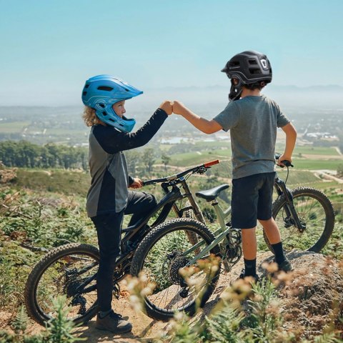 Kask rowerowy fullface dziecięcy Wozinsky z tylną lampką USB 52-56 cm - niebieski